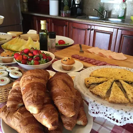 Ferrieha Bed & Breakfast Qala