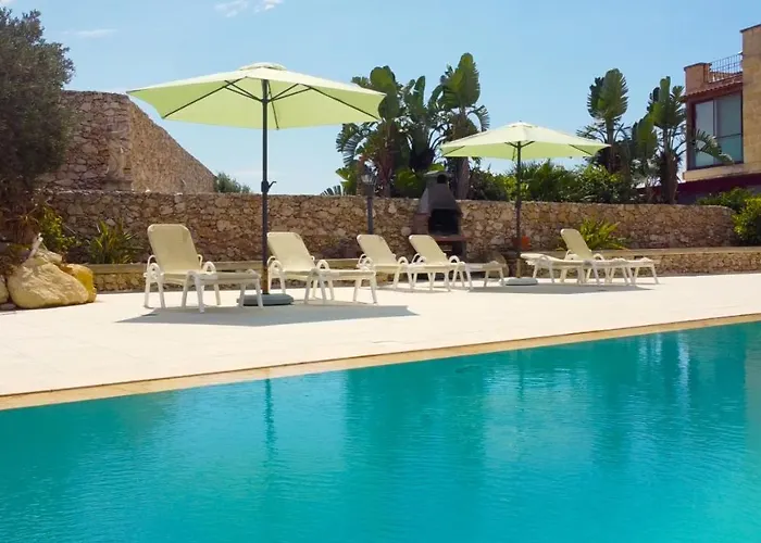 Ferrieha Bed & Breakfast Qala